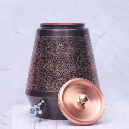 Pure Copper Water Dispenser Conical Antique Bubble Designed Capacity 5000 ML.